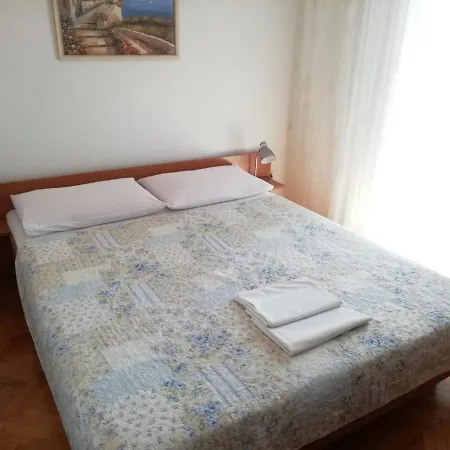 Appartement Ivona S Pogledom Na Podgora (Split-Dalmatia)
