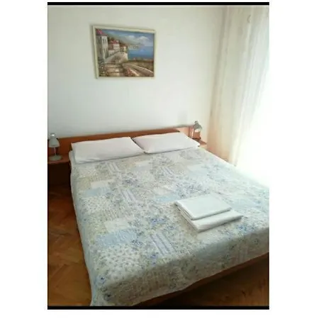 Ivona S Pogledom Na Appartement