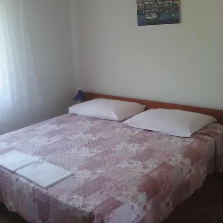Appartement Ivona S Pogledom Na Podgora (Split-Dalmatia)