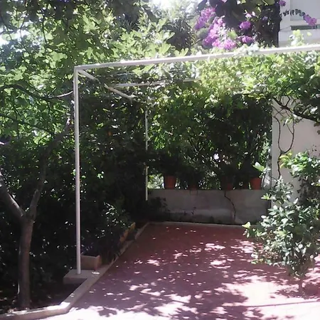 Ivona S Pogledom Na Appartement Podgora (Split-Dalmatia)